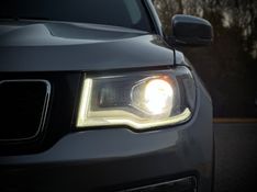 Jeep COMPASS LIMITED 2.0 2020 NEUMANN VEÍCULOS ARROIO DO MEIO / Carros no Vale