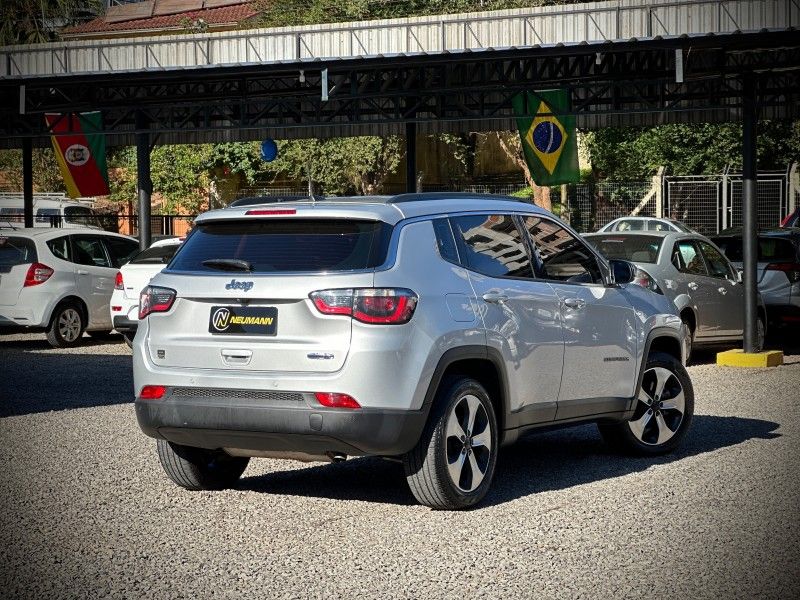 Jeep COMPASS LONGITUDE 2.0 2017 NEUMANN VEÍCULOS ARROIO DO MEIO / Carros no Vale