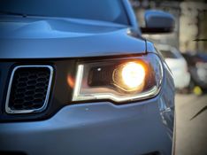 Jeep COMPASS LONGITUDE 2.0 2017 NEUMANN VEÍCULOS ARROIO DO MEIO / Carros no Vale