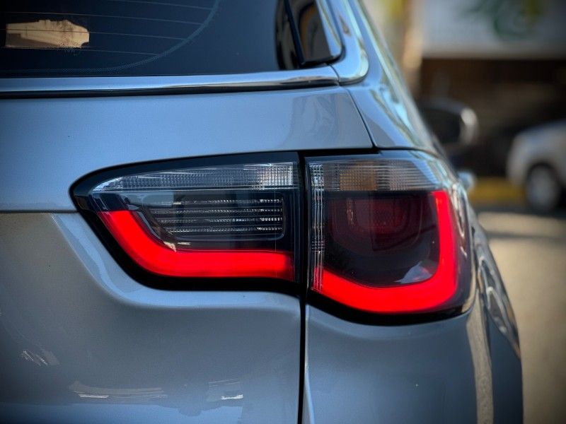 Jeep COMPASS LONGITUDE 2.0 2017 NEUMANN VEÍCULOS ARROIO DO MEIO / Carros no Vale