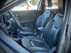 Jeep COMPASS LONGITUDE 2.0 2017 NEUMANN VEÍCULOS ARROIO DO MEIO / Carros no Vale