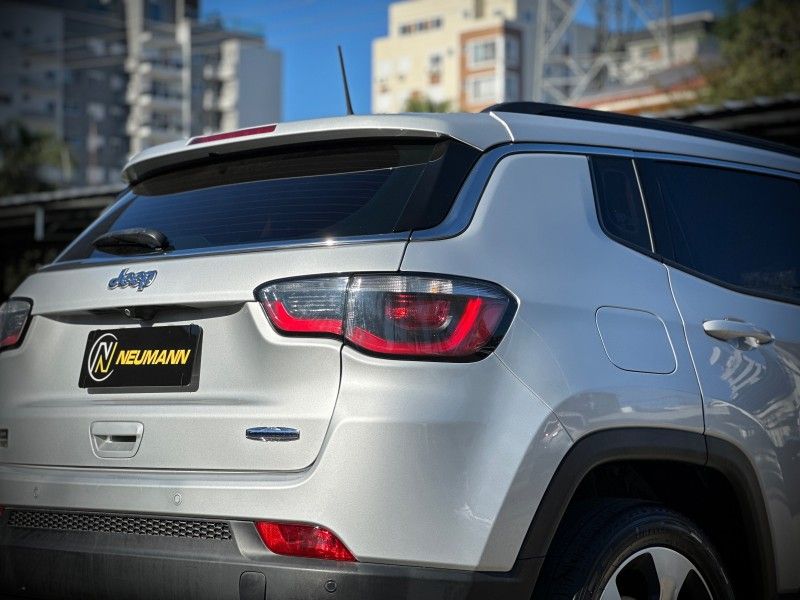 Jeep COMPASS LONGITUDE 2.0 2017 NEUMANN VEÍCULOS ARROIO DO MEIO / Carros no Vale