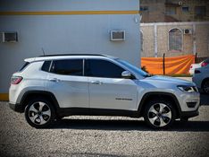 Jeep COMPASS LONGITUDE 2.0 2017 NEUMANN VEÍCULOS ARROIO DO MEIO / Carros no Vale