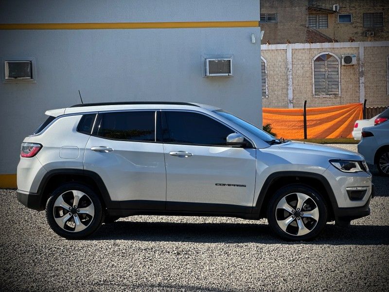 Jeep COMPASS LONGITUDE 2.0 2017 NEUMANN VEÍCULOS ARROIO DO MEIO / Carros no Vale