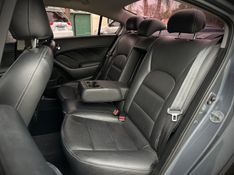 Kia CERATO SX 4 1.6 CVT 2019 NEUMANN VEÍCULOS ARROIO DO MEIO / Carros no Vale