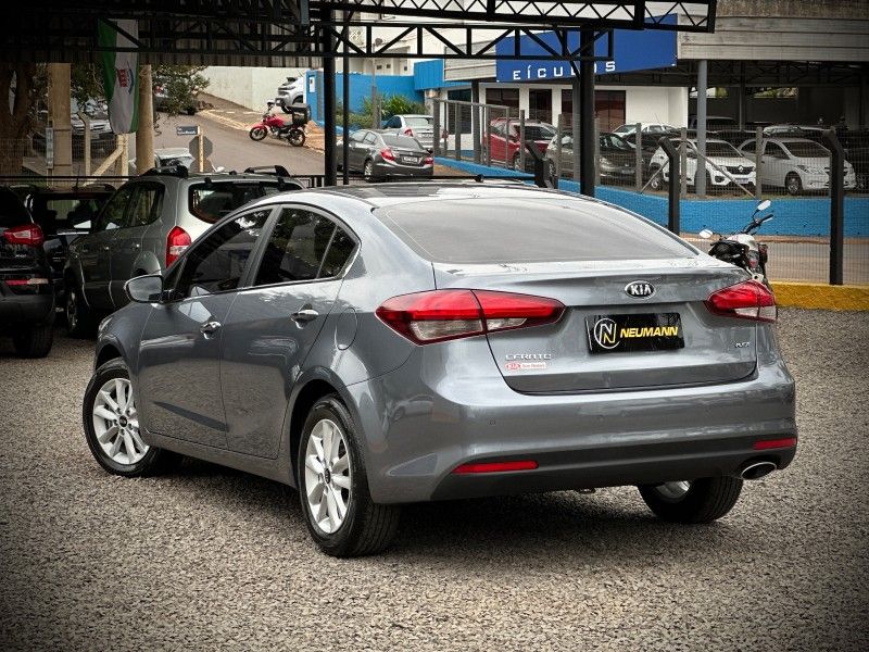 Kia CERATO SX 4 1.6 CVT 2019 NEUMANN VEÍCULOS ARROIO DO MEIO / Carros no Vale