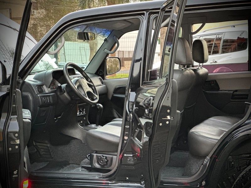 Mitsubishi PAJERO TR4 2.0 2007 NEUMANN VEÍCULOS ARROIO DO MEIO / Carros no Vale