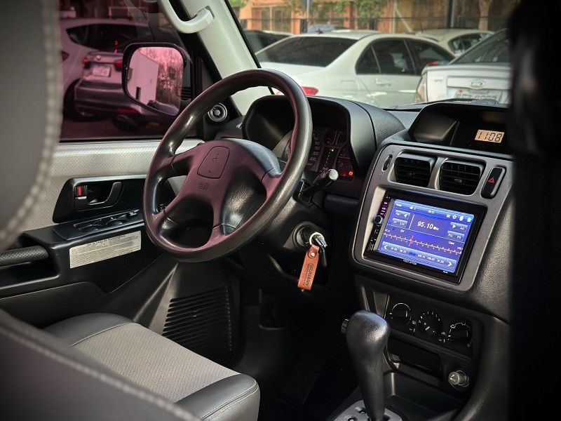 Mitsubishi PAJERO TR4 2.0 2007 NEUMANN VEÍCULOS ARROIO DO MEIO / Carros no Vale