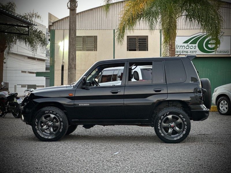 Mitsubishi PAJERO TR4 2.0 2007 NEUMANN VEÍCULOS ARROIO DO MEIO / Carros no Vale