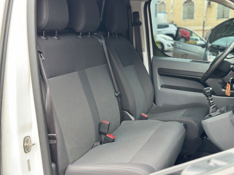 Peugeot EXPERT 1.6 HDI BUSINESS PACK 2021 NEUMANN VEÍCULOS ARROIO DO MEIO / Carros no Vale