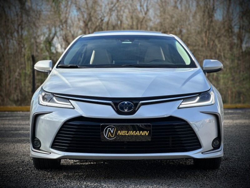 Toyota COROLLA ALTIS 1.8 HYBRID PREMIUM CVT 2023 NEUMANN VEÍCULOS ARROIO DO MEIO / Carros no Vale
