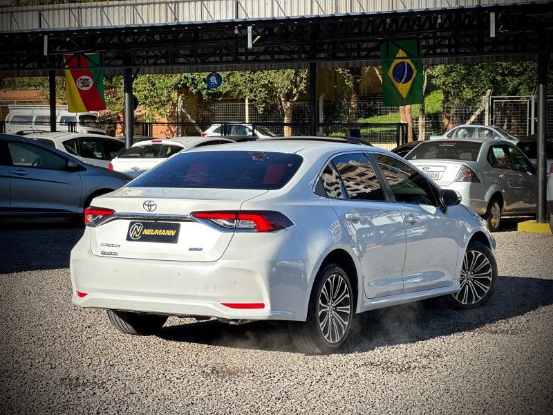 Toyota COROLLA ALTIS 2.0 2022 NEUMANN VEÍCULOS ARROIO DO MEIO / Carros no Vale