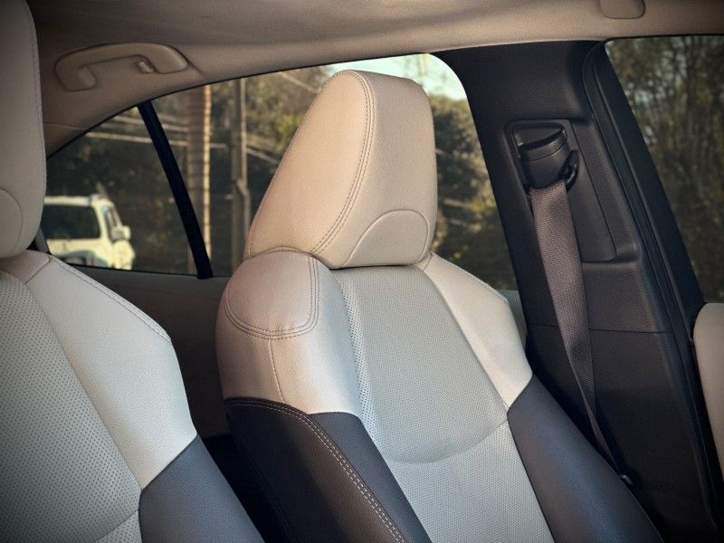 Toyota COROLLA ALTIS 2.0 2022 NEUMANN VEÍCULOS ARROIO DO MEIO / Carros no Vale