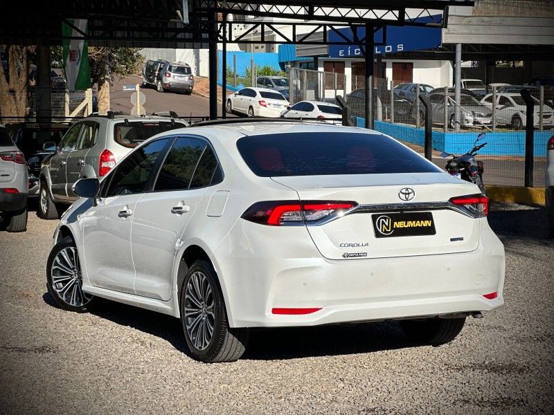 Toyota COROLLA ALTIS 2.0 2022 NEUMANN VEÍCULOS ARROIO DO MEIO / Carros no Vale