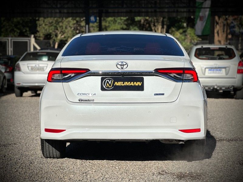 Toyota COROLLA ALTIS 2.0 2022 NEUMANN VEÍCULOS ARROIO DO MEIO / Carros no Vale