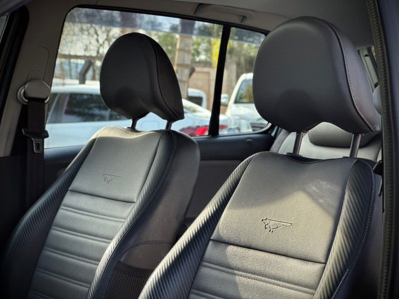 Volkswagen CROSSFOX MSI 1.6 2016 NEUMANN VEÍCULOS ARROIO DO MEIO / Carros no Vale