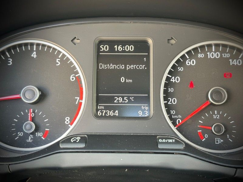 Volkswagen CROSSFOX MSI 1.6 2016 NEUMANN VEÍCULOS ARROIO DO MEIO / Carros no Vale