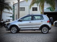 Volkswagen CROSSFOX MSI 1.6 2016 NEUMANN VEÍCULOS ARROIO DO MEIO / Carros no Vale
