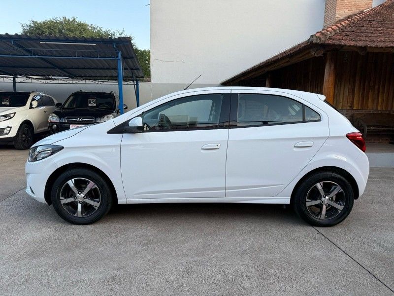 Chevrolet ONIX LTZ 1.4 8V 2019 FERREIRA VEÍCULOS VENÂNCIO AIRES / Carros no Vale
