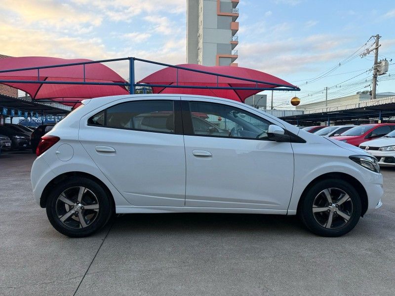 Chevrolet ONIX LTZ 1.4 8V 2019 FERREIRA VEÍCULOS VENÂNCIO AIRES / Carros no Vale