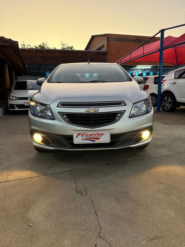 Chevrolet PRISMA LTZ 1.4 8V 2016 FERREIRA VEÍCULOS VENÂNCIO AIRES / Carros no Vale