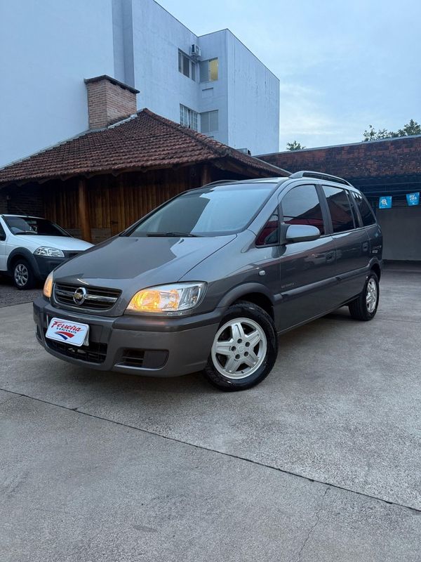 Chevrolet ZAFIRA EXPRESSION 2.0 8V 2012 FERREIRA VEÍCULOS VENÂNCIO AIRES / Carros no Vale