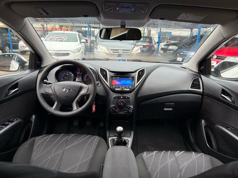 Hyundai HB20 COMFORT 1.0 2015 FERREIRA VEÍCULOS VENÂNCIO AIRES / Carros no Vale