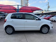 Volkswagen FOX TREND 1.6 8V 2013 FERREIRA VEÍCULOS VENÂNCIO AIRES / Carros no Vale