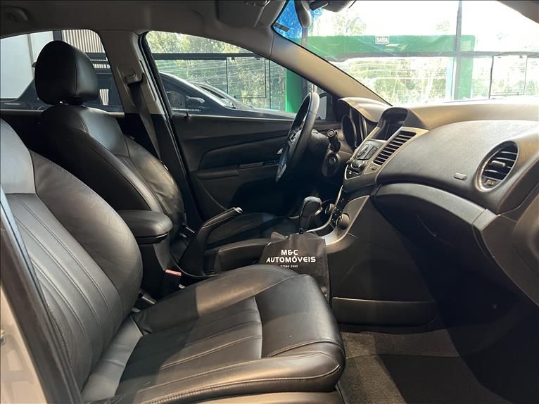 CHEVROLET CRUZE 1.8 LT 16V 2014/2014 M&C AUTOMÓVEIS CAXIAS DO SUL / Carros no Vale