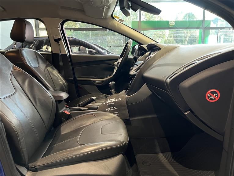 FORD FOCUS 1.6 SE Plus 16V 2016/2017 M&C AUTOMÓVEIS CAXIAS DO SUL / Carros no Vale