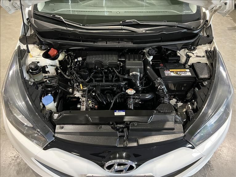 HYUNDAI HB20 1.0 Comfort 12V 2014/2014 M&C AUTOMÓVEIS CAXIAS DO SUL / Carros no Vale