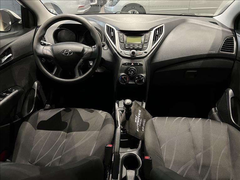 HYUNDAI HB20 1.0 Comfort 12V 2014/2014 M&C AUTOMÓVEIS CAXIAS DO SUL / Carros no Vale