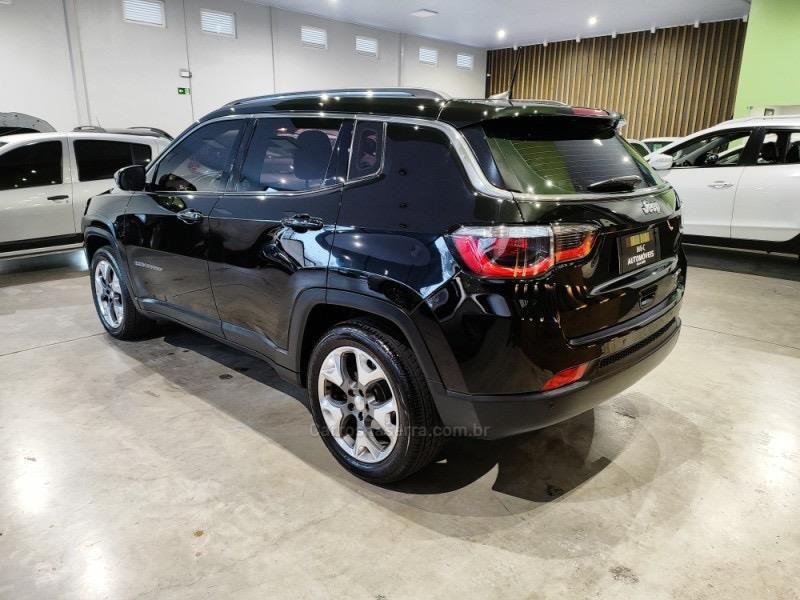 JEEP COMPASS 2.0 16V Limited 2016/2017 M&C AUTOMÓVEIS CAXIAS DO SUL / Carros no Vale