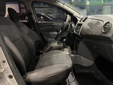 RENAULT LOGAN 1.0 Authentique 16V 2014/2015 M&C AUTOMÓVEIS CAXIAS DO SUL / Carros no Vale