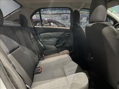 RENAULT LOGAN 1.0 Authentique 16V 2014/2015 M&C AUTOMÓVEIS CAXIAS DO SUL / Carros no Vale