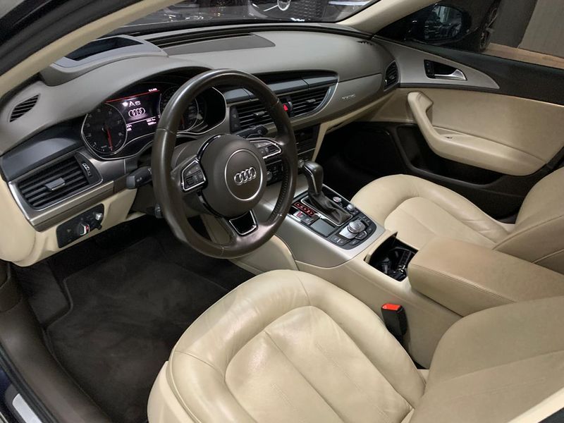 AUDI A6 3.0 TFSI AMBITION QUATTRO V6 24V GASOLINA 4P S-TRONIC 2015/2016 FÁBIO BERNARDES PORTO ALEGRE / Carros no Vale