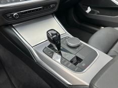 BMW 330i Sport 2.0 TB 16V 4p 2019/2020 CONCEPT MOTORS PASSO FUNDO / Carros no Vale