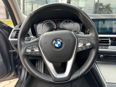BMW 330i Sport 2.0 TB 16V 4p 2019/2020 CONCEPT MOTORS PASSO FUNDO / Carros no Vale