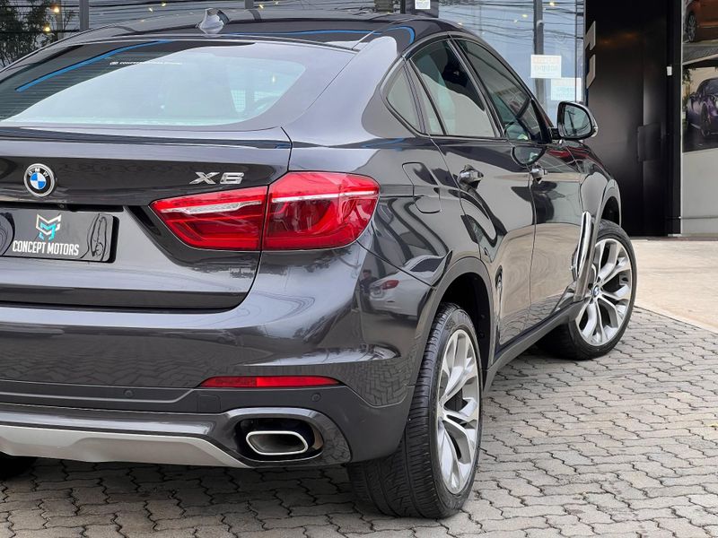 BMW X6 XDRIVE 35i 3.0 306cv Bi-Turbo 2018/2019 CONCEPT MOTORS PASSO FUNDO / Carros no Vale