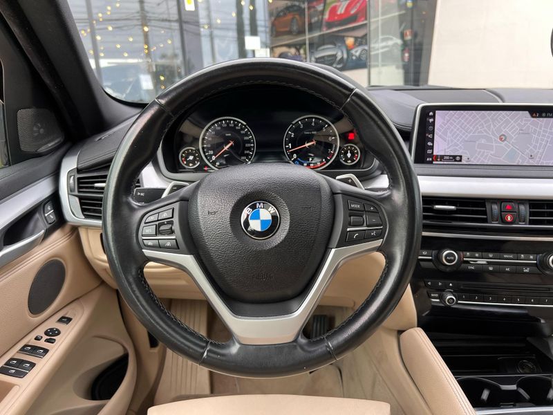 BMW X6 XDRIVE 35i 3.0 306cv Bi-Turbo 2018/2019 CONCEPT MOTORS PASSO FUNDO / Carros no Vale