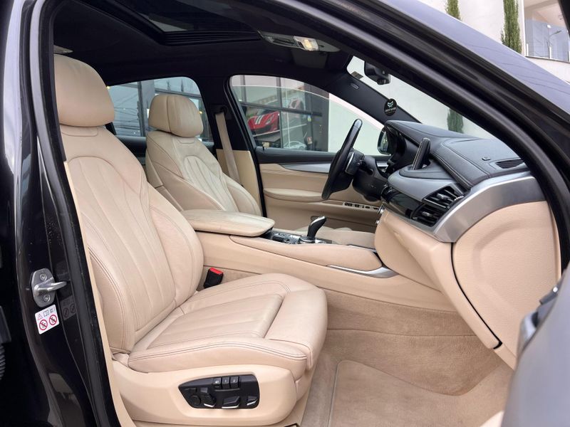 BMW X6 XDRIVE 35i 3.0 306cv Bi-Turbo 2018/2019 CONCEPT MOTORS PASSO FUNDO / Carros no Vale