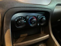 Ford KA 1.0 SE/SE Plus TiVCT Flex 5p 2014/2015 CONCEPT MOTORS PASSO FUNDO / Carros no Vale
