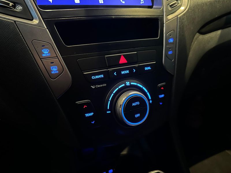 Hyundai Santa Fe/GLS 3.3 V6 4X4 Tiptronic 2015/2016 CONCEPT MOTORS PASSO FUNDO / Carros no Vale