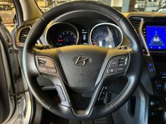 Hyundai Santa Fe/GLS 3.3 V6 4X4 Tiptronic 2015/2016 CONCEPT MOTORS PASSO FUNDO / Carros no Vale