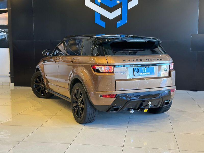 Land Rover Range Rover Evoque Range R.EVOQUE Dynamic 2.0 Aut 5p 2014/2015 CONCEPT MOTORS PASSO FUNDO / Carros no Vale
