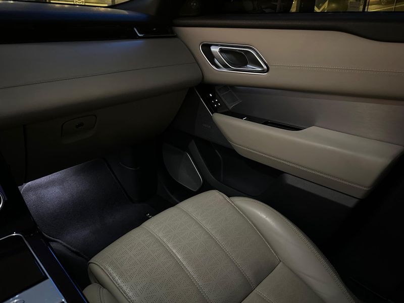 Land Rover Range Rover Velar Range R VELAR R-Dyn HSE 3.0 4×4 V6 Aut 2018/2018 CONCEPT MOTORS PASSO FUNDO / Carros no Vale