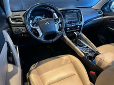Mitsubishi Pajero Sport HPE-S 2.4 4×4 Diesel Aut. 2021/2022 CONCEPT MOTORS PASSO FUNDO / Carros no Vale
