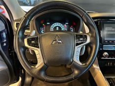 Mitsubishi Pajero Sport HPE-S 2.4 4×4 Diesel Aut. 2021/2022 CONCEPT MOTORS PASSO FUNDO / Carros no Vale