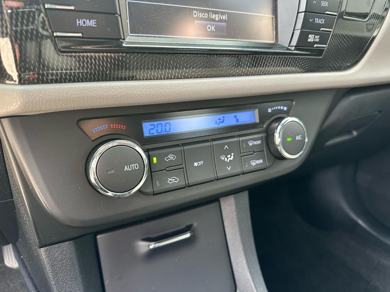 Toyota Corolla XEi 2.0 Flex 16V Aut. 2015/2016 CONCEPT MOTORS PASSO FUNDO / Carros no Vale