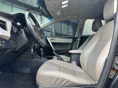 Toyota Corolla XEi 2.0 Flex 16V Aut. 2015/2016 CONCEPT MOTORS PASSO FUNDO / Carros no Vale
